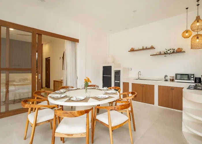 Milos - Tropical 4bd - 90 Seconds To The Villa *