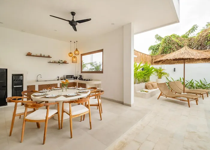 Milos - Tropical 4bd - 90 Seconds To The Villa Canggu
