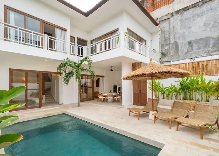 Villa Milos - Tropical 4bd - 90 Seconds To The