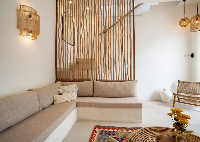 Milos - Tropical 4bd - 90 Seconds To The Villa