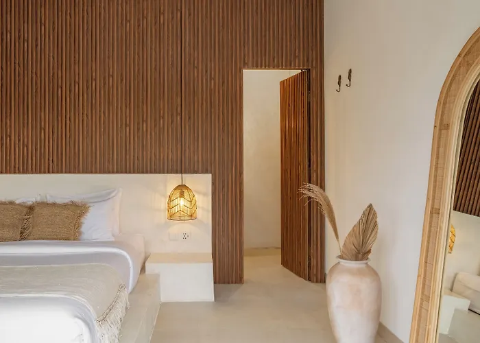 Villa Milos - Tropical 4bd - 90 Seconds To The Canggu