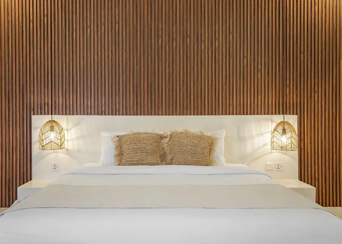 Milos - Tropical 4bd - 90 Seconds To The Villa Canggu